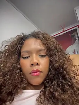 CurlyOopsieXXX online show from July 17, 2026, 9:12 pm