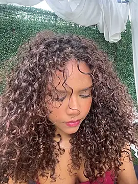 CurlyOopsieXXX online show from July 9, 2026, 9:25 pm