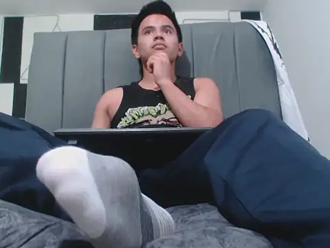 adonis latin 19 online show from May 12, 2026, 3:36 am