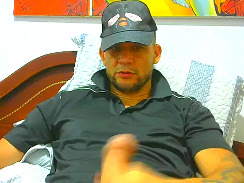 Snapshot of altenori chatting on May 7, 2026, 10:57 pm altenori online show from May 7, 2026, 10:57 pm