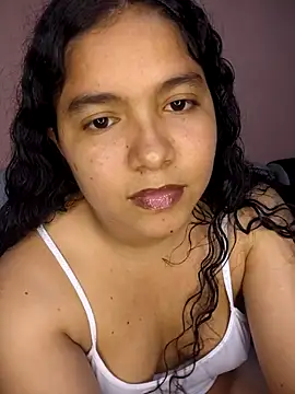 IvannaPolsen online show from March 22, 2026, 3:32 am