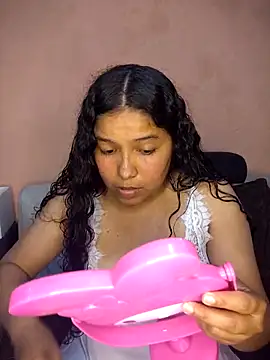 IvannaPolsen online show from March 25, 2026, 3:39 am