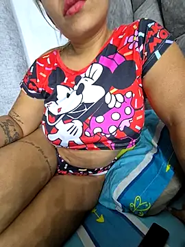 Snapshot of Monita_cherry1 chatting on March 20, 2026, 2:56 am Monita cherry1 online show from March 20, 2026, 2:56 am