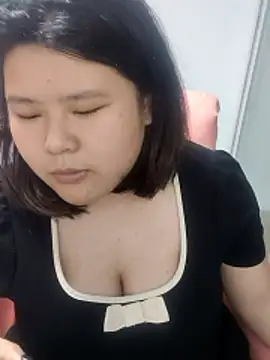 Snapshot of Soft0417 chatting on March 29, 2026, 10:39 am Soft0417 online show from March 29, 2026, 10:39 am