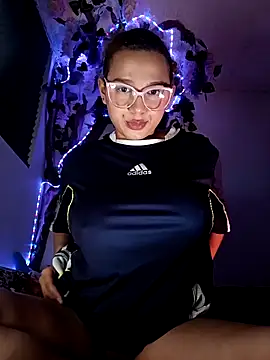 AvigraceVIP online show from March 24, 2026, 1:22 pm