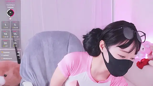 sexyjoy95 online show from May 16, 2026, 5:28 am