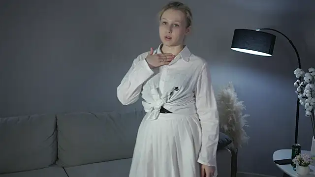 MegSchnure online show from March 20, 2026, 3:40 am