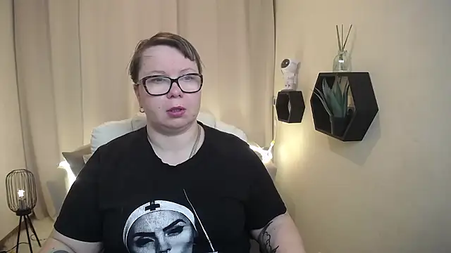 Snapshot of BonnnyBoobsy chatting on March 23, 2026, 6:57 am BonnnyBoobsy online show from March 23, 2026, 6:57 am