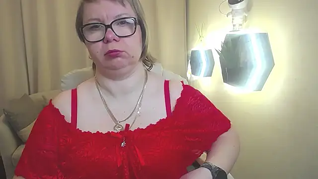Snapshot of BonnnyBoobsy chatting on April 18, 2026, 5:43 am BonnnyBoobsy online show from April 18, 2026, 5:43 am