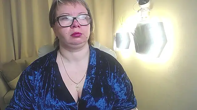 Snapshot of BonnnyBoobsy chatting on April 20, 2026, 5:54 am BonnnyBoobsy online show from April 20, 2026, 5:54 am