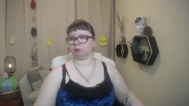 Snapshot of BonnnyBoobsy chatting on April 3, 2026, 5:58 am BonnnyBoobsy online show from April 3, 2026, 5:58 am