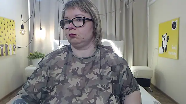 Snapshot of BonnnyBoobsy chatting on May 4, 2026, 11:46 am BonnnyBoobsy online show from May 4, 2026, 11:46 am