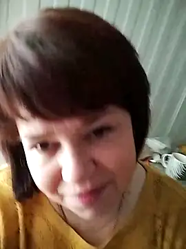 ViktoriaToytor55 online show from April 22, 2026, 6:42 am