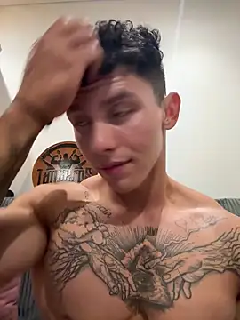 JAYCAM  online show from May 20, 2026, 11:13 pm