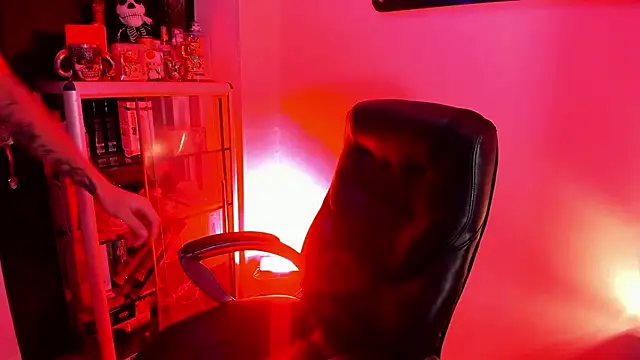 clark kent  online show from March 18, 2026, 4:19 pm