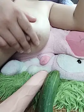 Bigboobs909 online show from May 11, 2026, 2:13 am