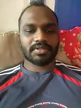 Snapshot of singletamilguy chatting on March 24, 2026, 10:15 am singletamilguy online show from March 24, 2026, 10:15 am
