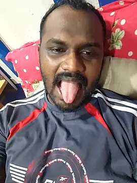 Snapshot of singletamilguy chatting on March 23, 2026, 10:09 pm singletamilguy online show from March 23, 2026, 10:09 pm
