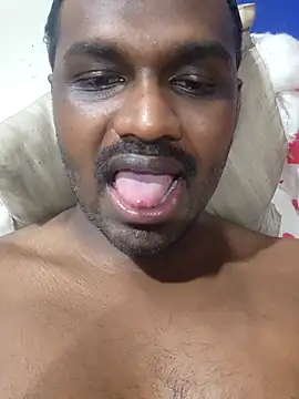 Snapshot of singletamilguy chatting on April 17, 2026, 7:38 pm singletamilguy online show from April 17, 2026, 7:38 pm