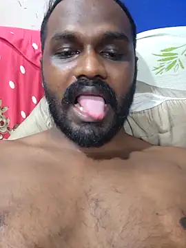 Snapshot of singletamilguy chatting on April 10, 2026, 7:10 pm singletamilguy online show from April 10, 2026, 7:10 pm