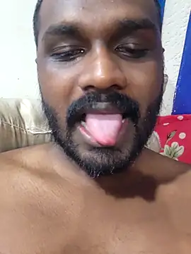 Snapshot of singletamilguy chatting on March 29, 2026, 11:56 am singletamilguy online show from March 29, 2026, 11:56 am