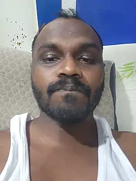 Snapshot of singletamilguy chatting on July 5, 2026, 6:15 pm singletamilguy online show from July 5, 2026, 6:15 pm