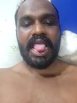 Snapshot of singletamilguy chatting on April 16, 2026, 5:57 pm singletamilguy online show from April 16, 2026, 5:57 pm
