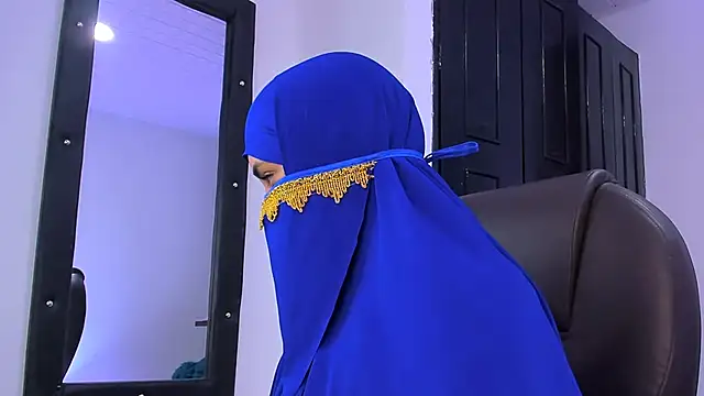 Shirazz   online show from March 19, 2026, 2:11 am