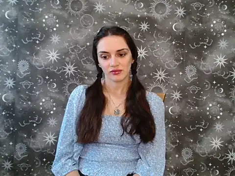 Snapshot of RoxiCherry chatting on April 14, 2026, 6:29 am RoxiCherry online show from April 14, 2026, 6:29 am