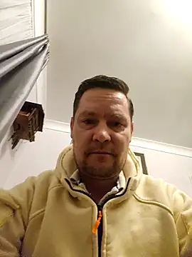 Snapshot of remy19866 chatting on May 5, 2026, 10:24 pm remy19866 online show from May 5, 2026, 10:24 pm