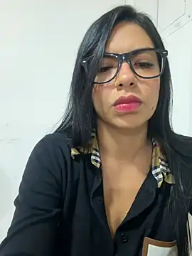 Noa rousse01 online show from June 6, 2026, 3:45 am