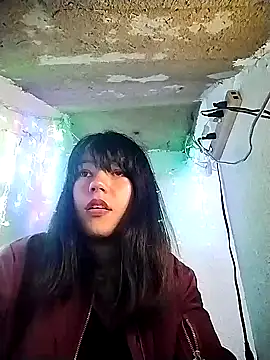 Snapshot of Moon_Thompson chatting on March 20, 2026, 12:11 am Moon Thompson online show from March 20, 2026, 12:11 am