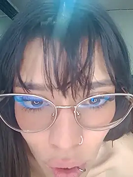 avalustyy online show from March 27, 2026, 11:16 pm