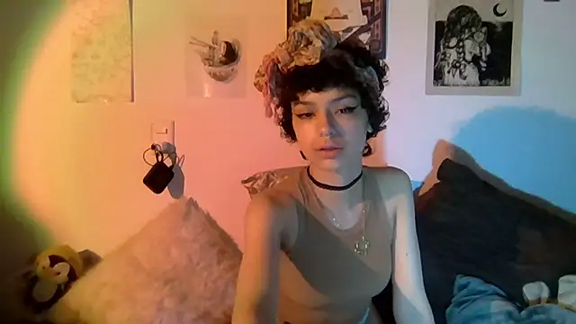 Snapshot of Tabitta_ chatting on April 4, 2026, 3:35 am Tabitta online show from April 4, 2026, 3:35 am