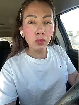 dannielitta online show from March 19, 2026, 3:45 pm