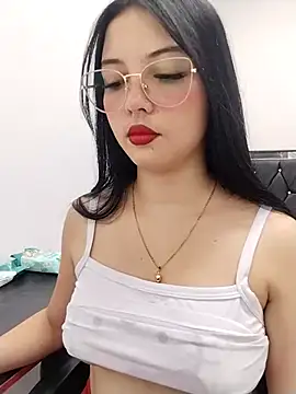 Snapshot of veleria_allurin chatting on June 29, 2026, 1:55 pm veleria allurin online show from June 29, 2026, 1:55 pm