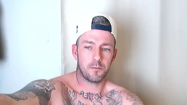 Snapshot of SkylarrGrey chatting on March 23, 2026, 6:46 am SkylarrGrey online show from March 23, 2026, 6:46 am