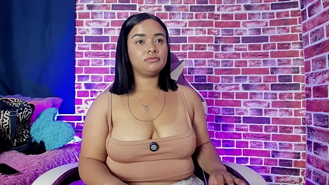SofiiaCutee online show from April 23, 2026, 3:24 am