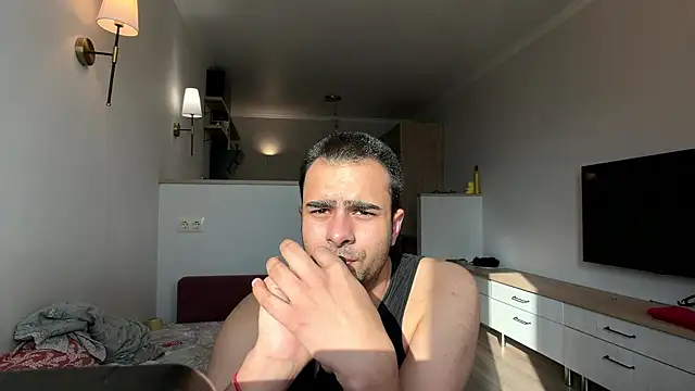 Snapshot of Daniel_ice chatting on March 28, 2026, 1:34 pm Daniel ice online show from March 28, 2026, 1:34 pm