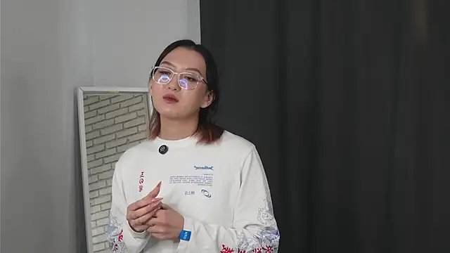 DeeCosca online show from March 20, 2026, 6:14 am