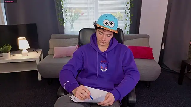 Snapshot of KevinStrike chatting on March 21, 2026, 1:04 pm KevinStrike online show from March 21, 2026, 1:04 pm