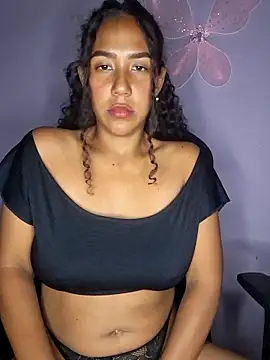 Snapshot of emily_fox01 chatting on March 29, 2026, 3:30 am emily fox01 online show from March 29, 2026, 3:30 am