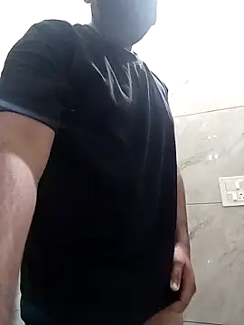 Small dick 069 online show from April 13, 2026, 2:32 pm