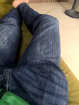 Snapshot of cactoto chatting on March 23, 2026, 6:35 am cactoto online show from March 23, 2026, 6:35 am