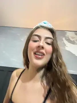 miiabellovic online show from July 23, 2026, 5:42 pm
