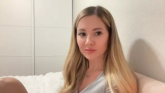 NensySafrons online show from March 23, 2026, 4:40 pm