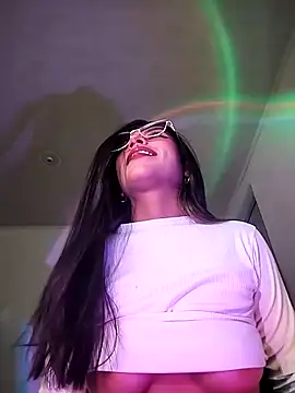 Caticasquirtt online show from March 19, 2026, 10:43 pm