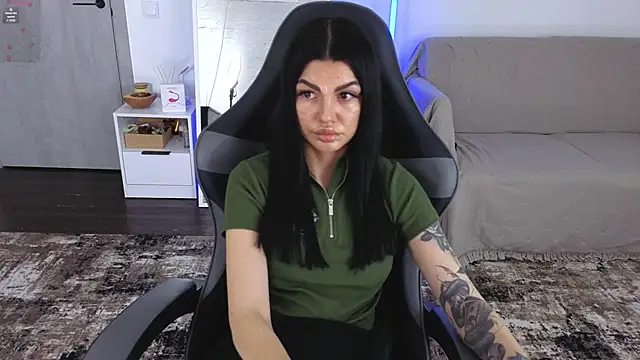 Snapshot of AnacondaOnn chatting on March 20, 2026, 6:42 pm AnacondaOnn online show from March 20, 2026, 6:42 pm