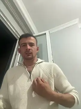globalfucker34 online show from April 2, 2026, 8:04 pm