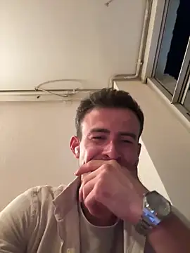 globalfucker34 online show from June 19, 2026, 8:14 pm